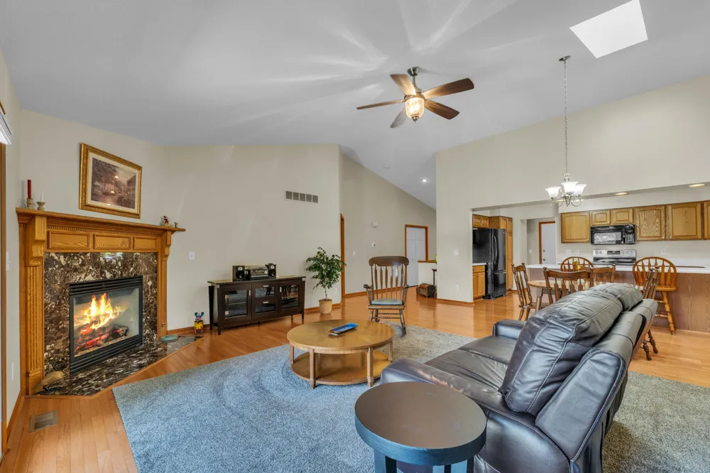 463 Cottonwood Lane Saline City, MI 48176