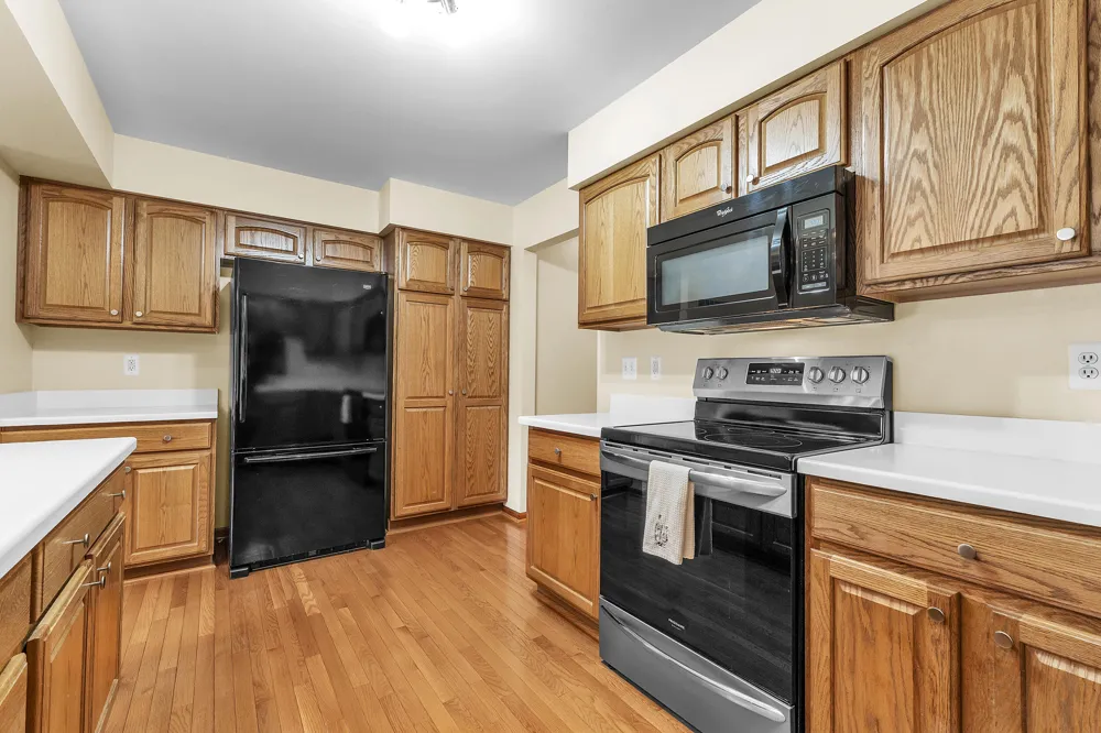 463 Cottonwood Lane Saline City, MI 48176