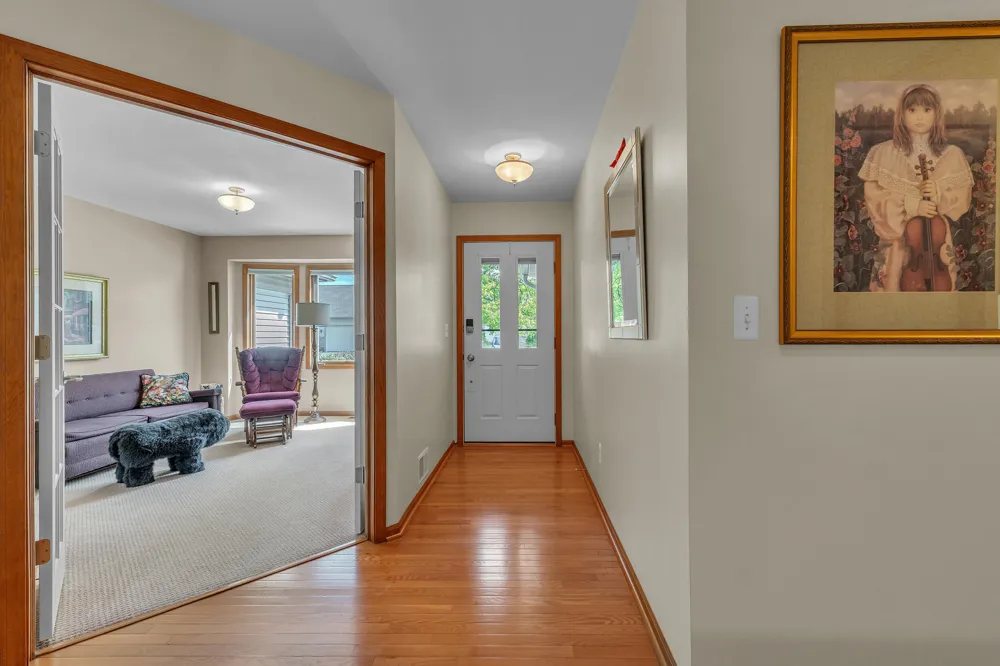 463 Cottonwood Lane Saline City, MI 48176