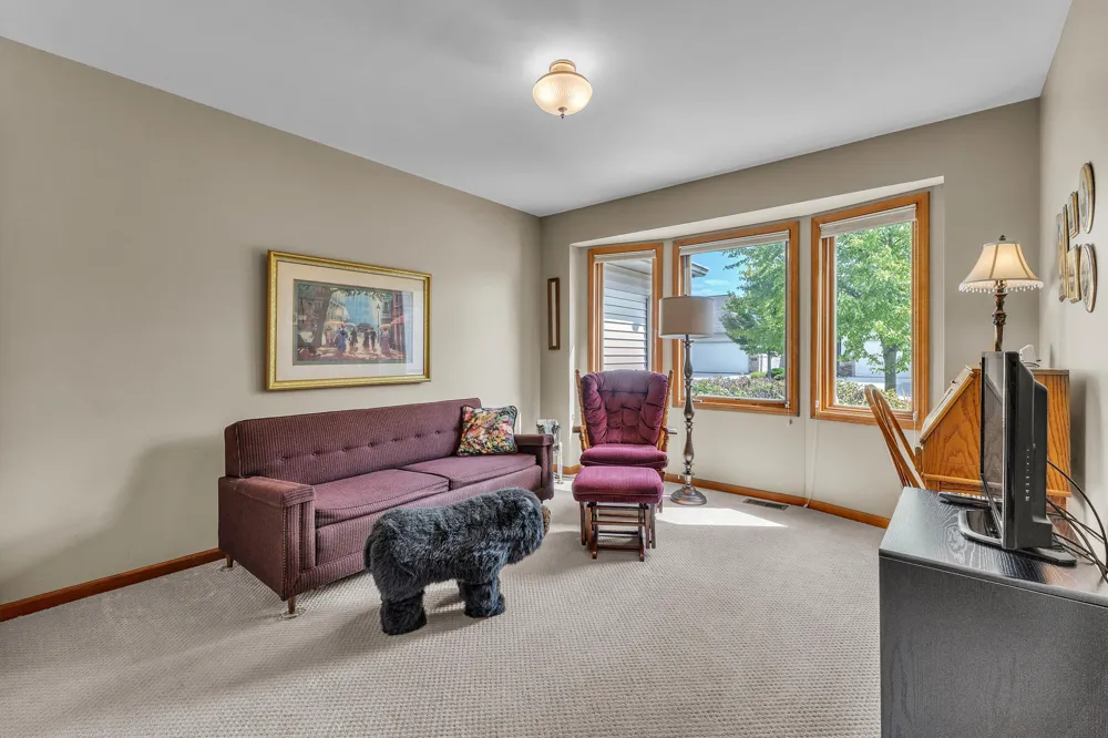 463 Cottonwood Lane Saline City, MI 48176
