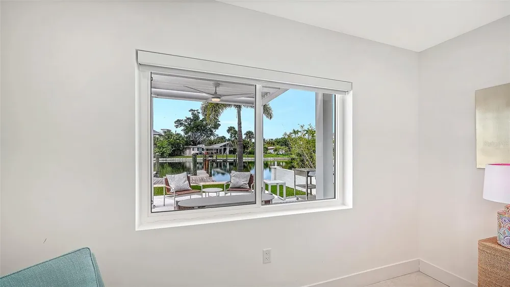 556 WASHINGTON DRIVE Sarasota, FL 34236
