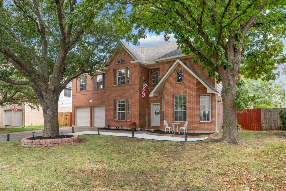 706 Churchill Farms Drive Georgetown, TX 78626