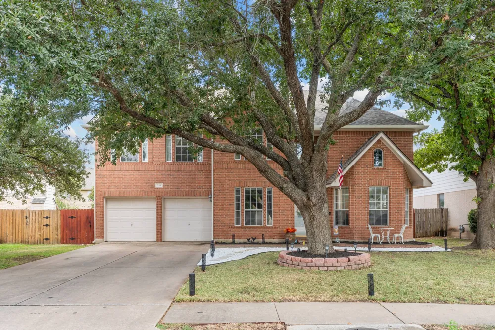 706 Churchill Farms Drive Georgetown, TX 78626