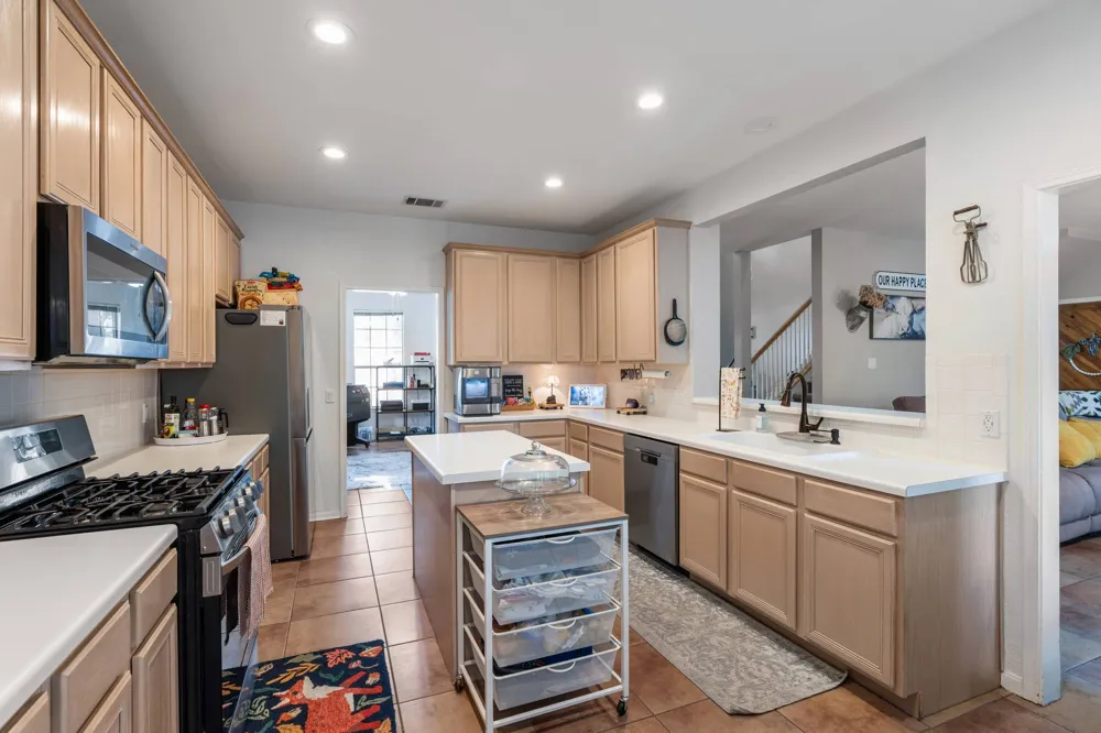 706 Churchill Farms Drive Georgetown, TX 78626