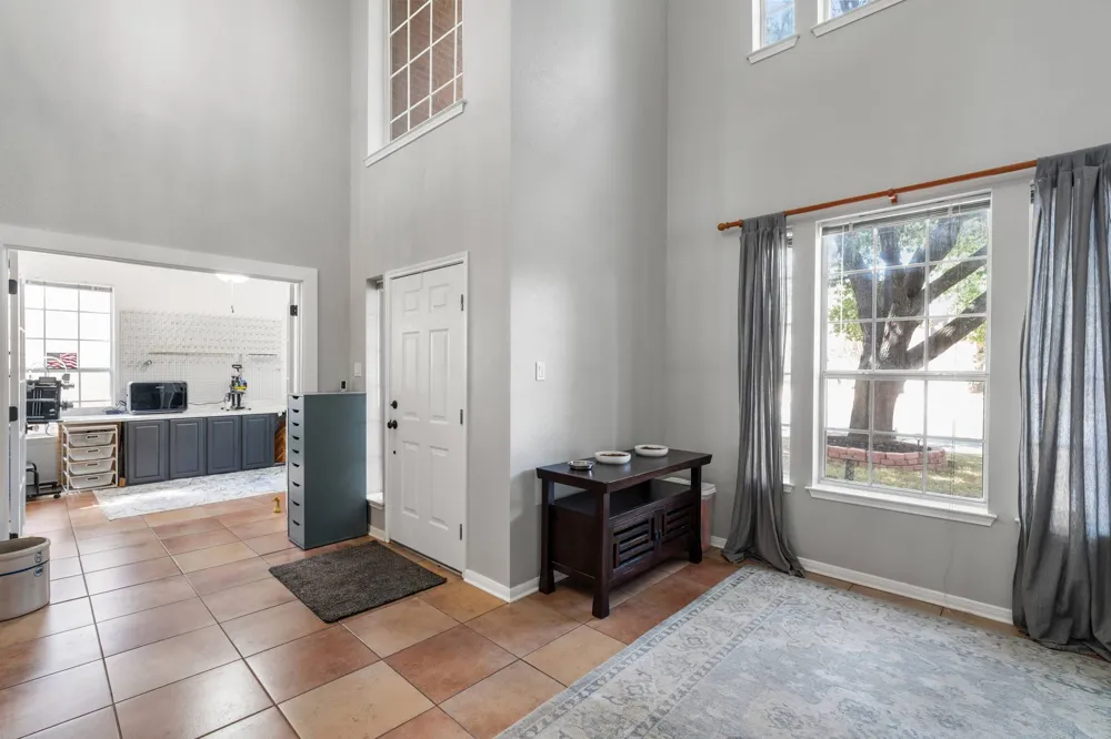 706 Churchill Farms Drive Georgetown, TX 78626