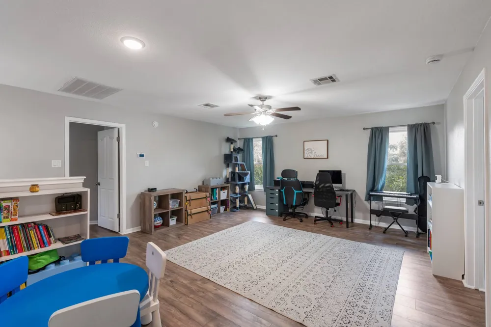 706 Churchill Farms Drive Georgetown, TX 78626