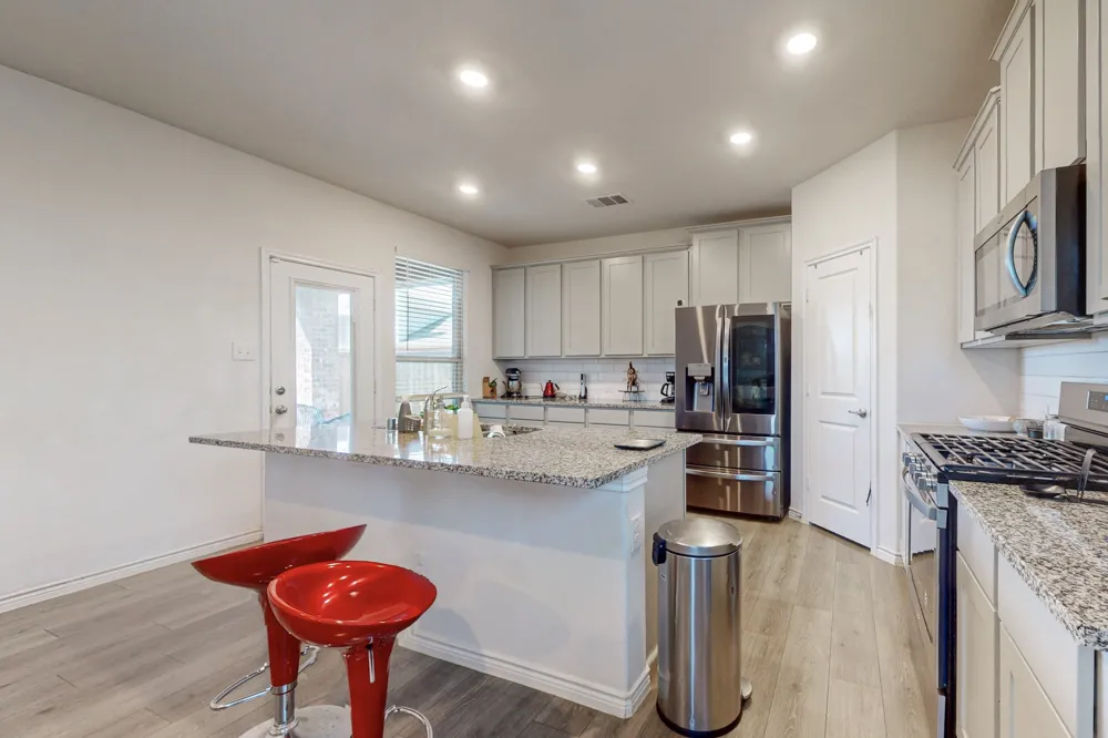 2166 Hobby Drive Forney, TX 75126