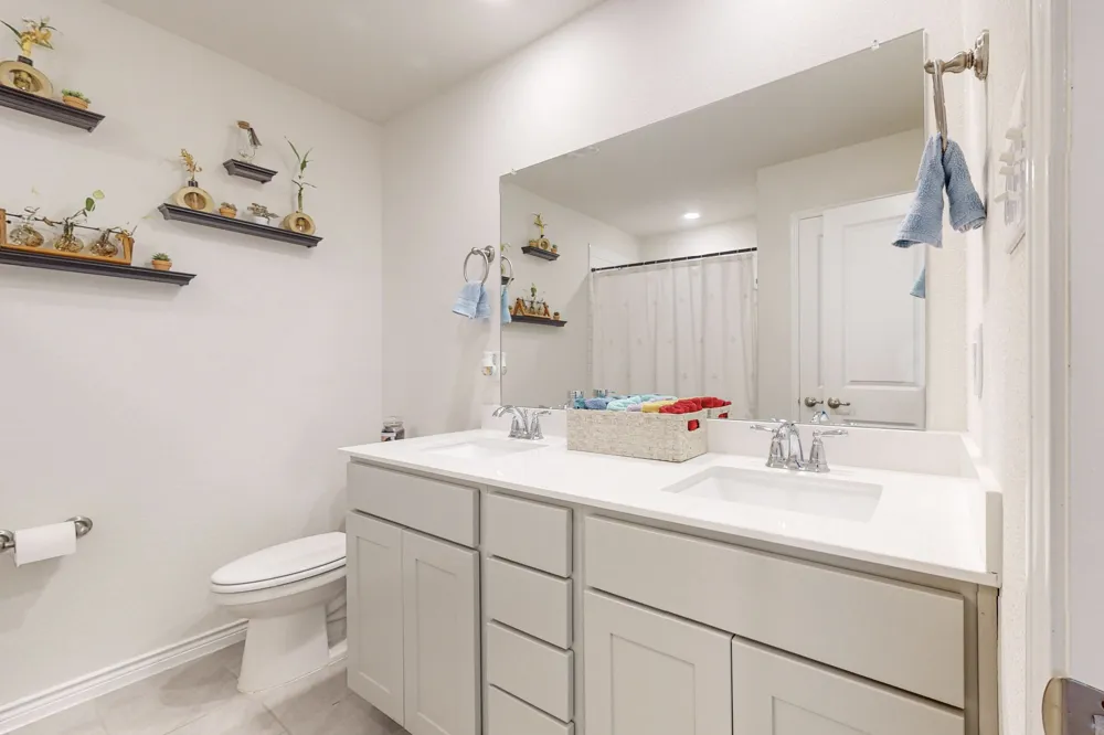 2166 Hobby Drive Forney, TX 75126