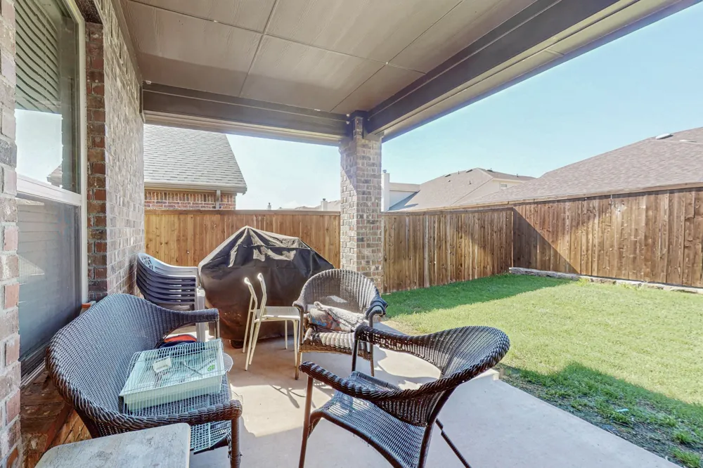 2166 Hobby Drive Forney, TX 75126