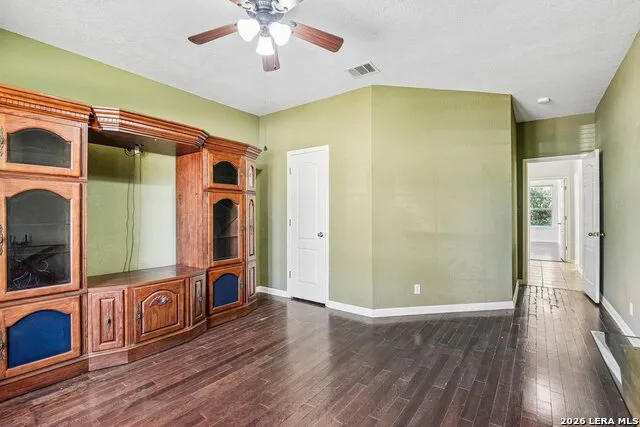 3222 Navasota Cir San Antonio, TX 78259