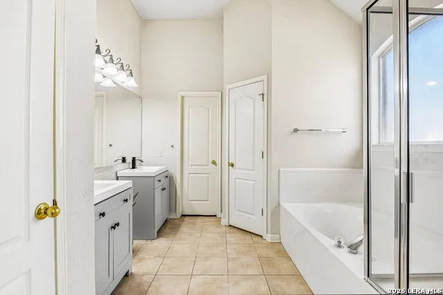 3222 Navasota Cir San Antonio, TX 78259