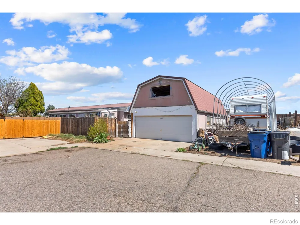 1220 Mackay Court Dacono, CO 80514