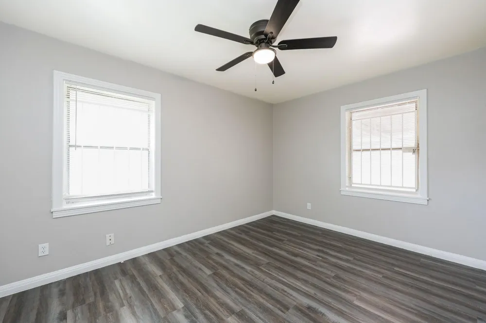 6002 Doulton Drive Hockley, TX 77033