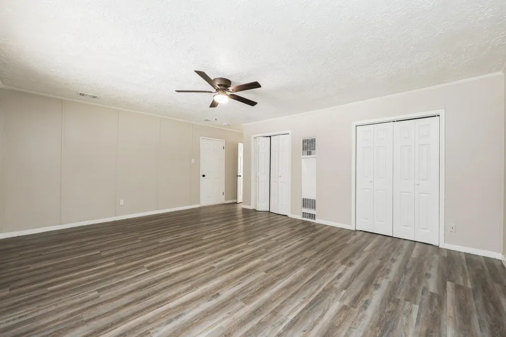 6002 Doulton Drive Hockley, TX 77033