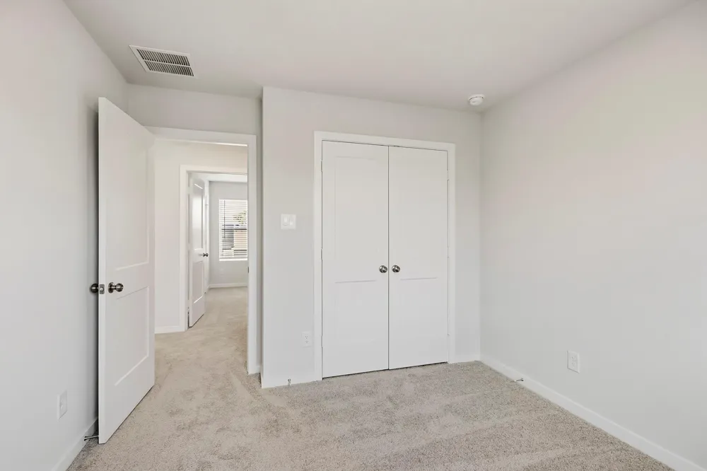 1885 Redwood Lane Dayton, TX 77535
