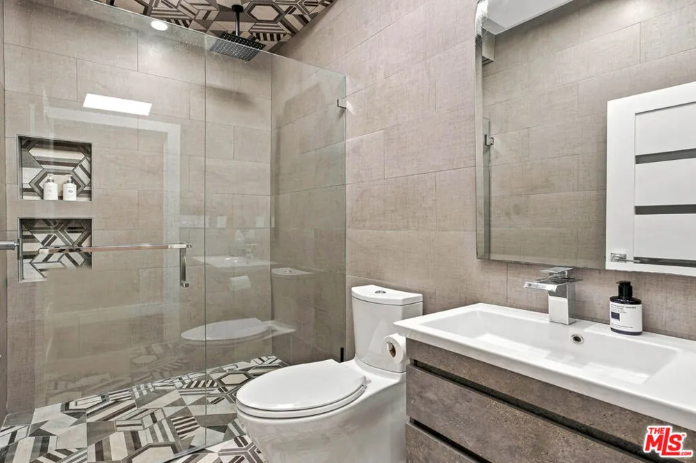 20345 Seaboard Road Malibu, CA 90265