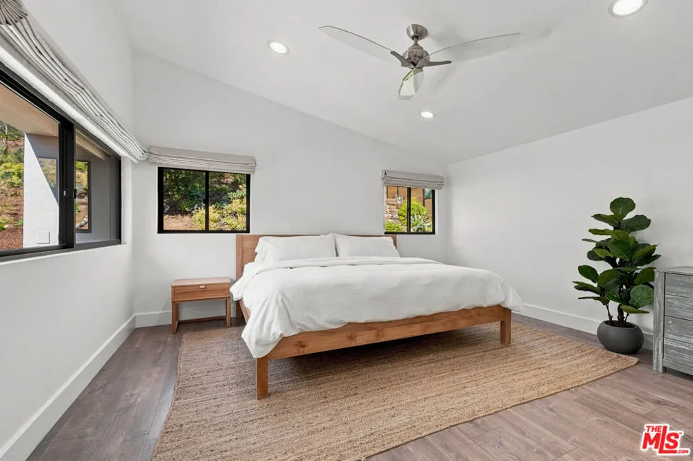20345 Seaboard Road Malibu, CA 90265