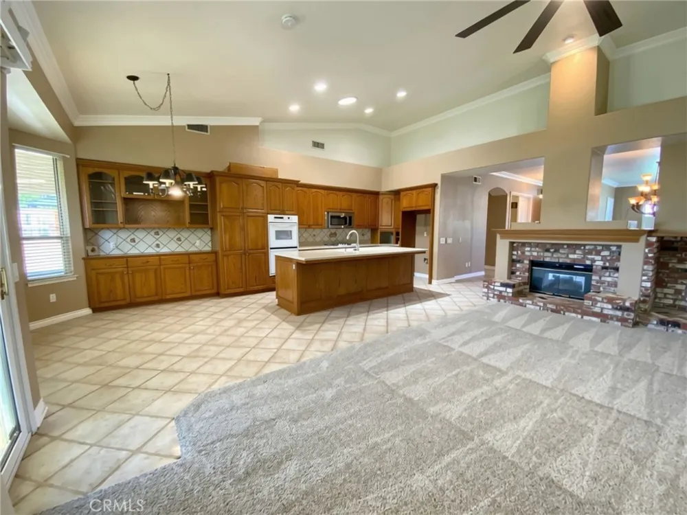 810 Clear Springs Drive Corona, CA 92879