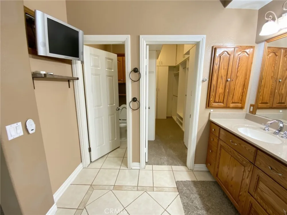 810 Clear Springs Drive Corona, CA 92879