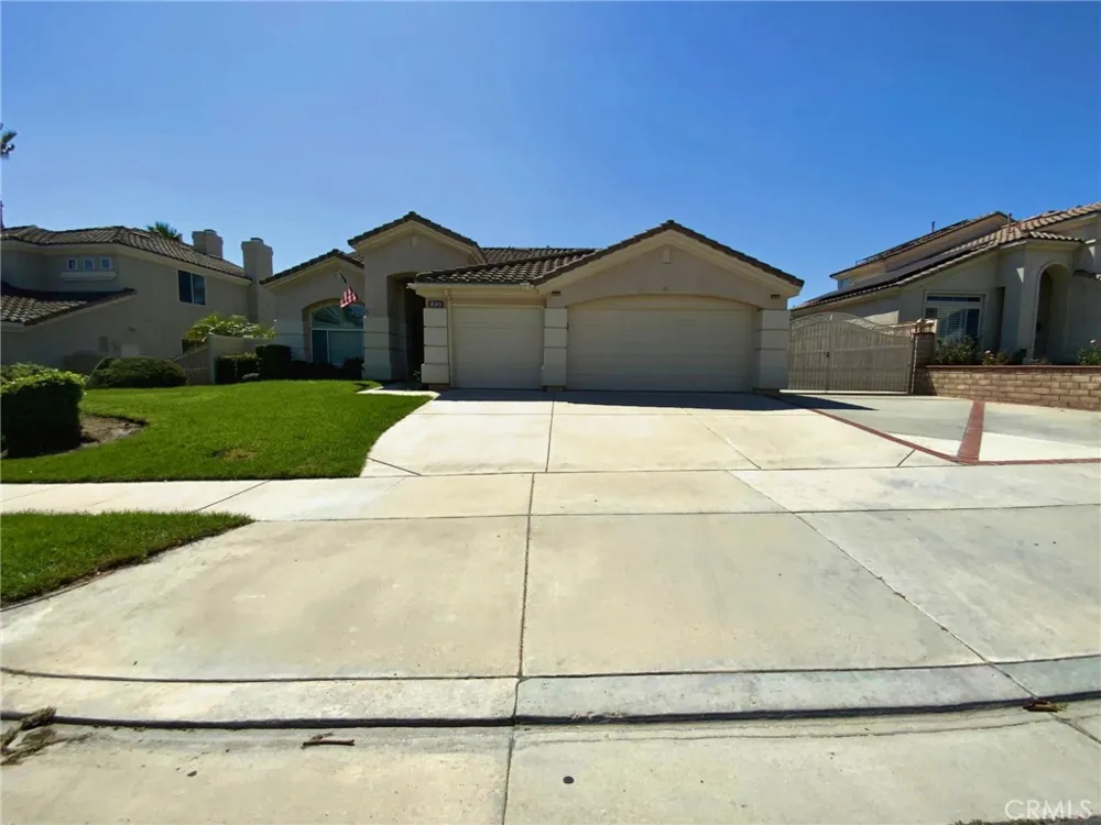 810 Clear Springs Drive Corona, CA 92879