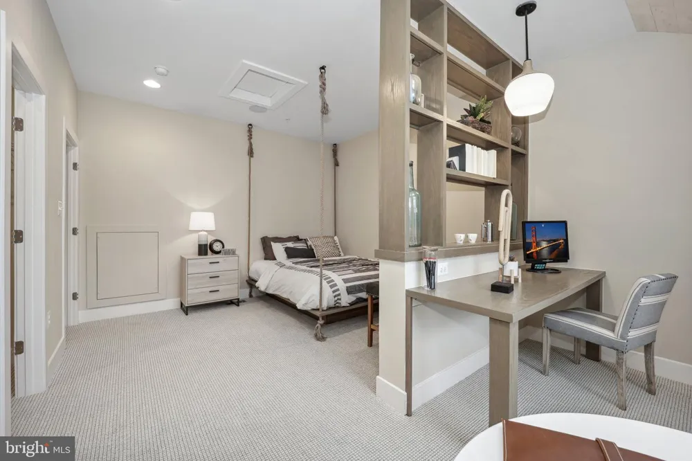 532 EXCHANGE AVENUE Gaithersburg, MD 20878