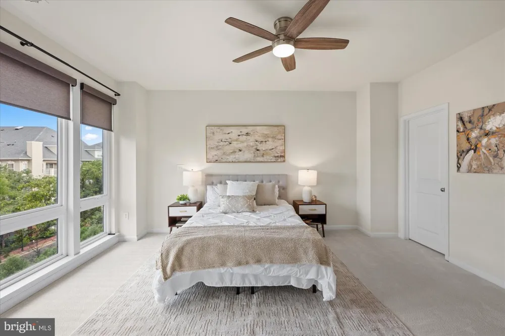130 CAMBRIA WALK Alexandria, VA 22304