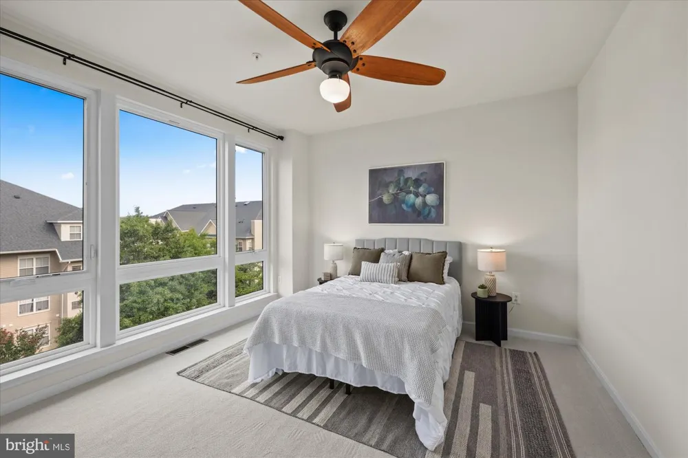 130 CAMBRIA WALK Alexandria, VA 22304