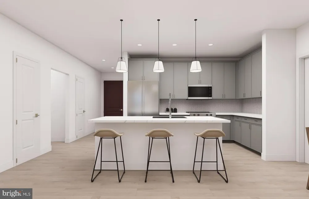 9475 SPRAGUE AVENUE #6 Fairfax, VA 22031