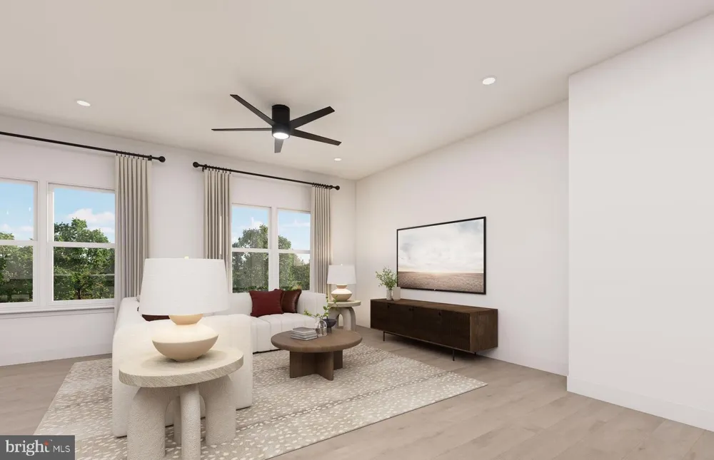 9475 SPRAGUE AVENUE #6 Fairfax, VA 22031