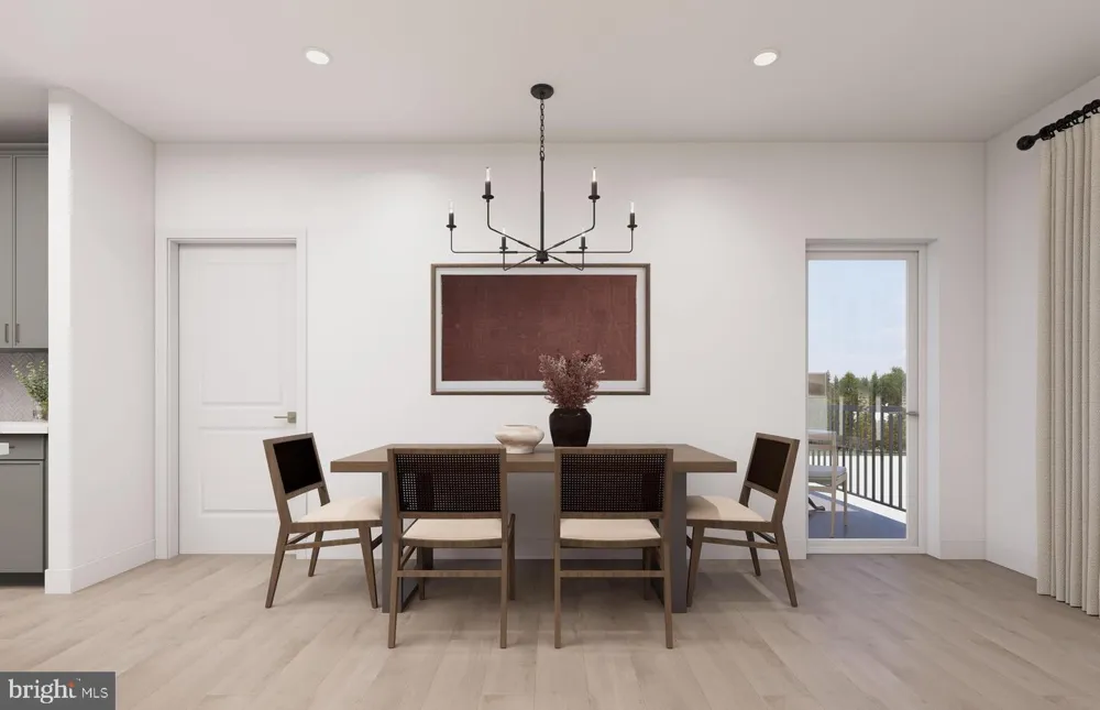 9475 SPRAGUE AVENUE #6 Fairfax, VA 22031