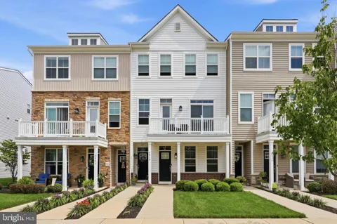 4818 FRANKLIN CIRCLE