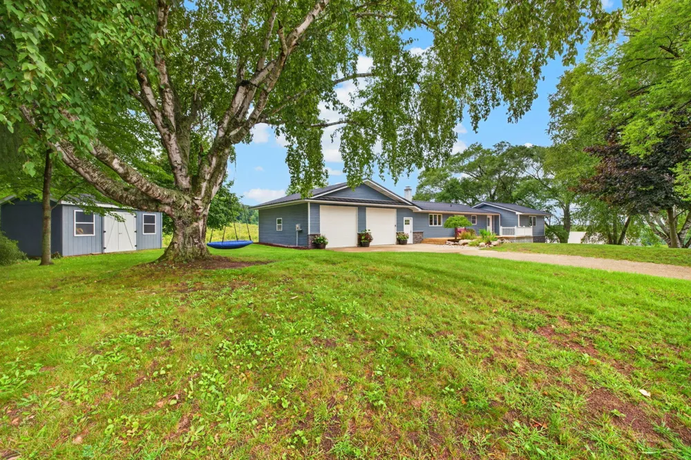 765 S 44th Avenue Shelby, MI 49455
