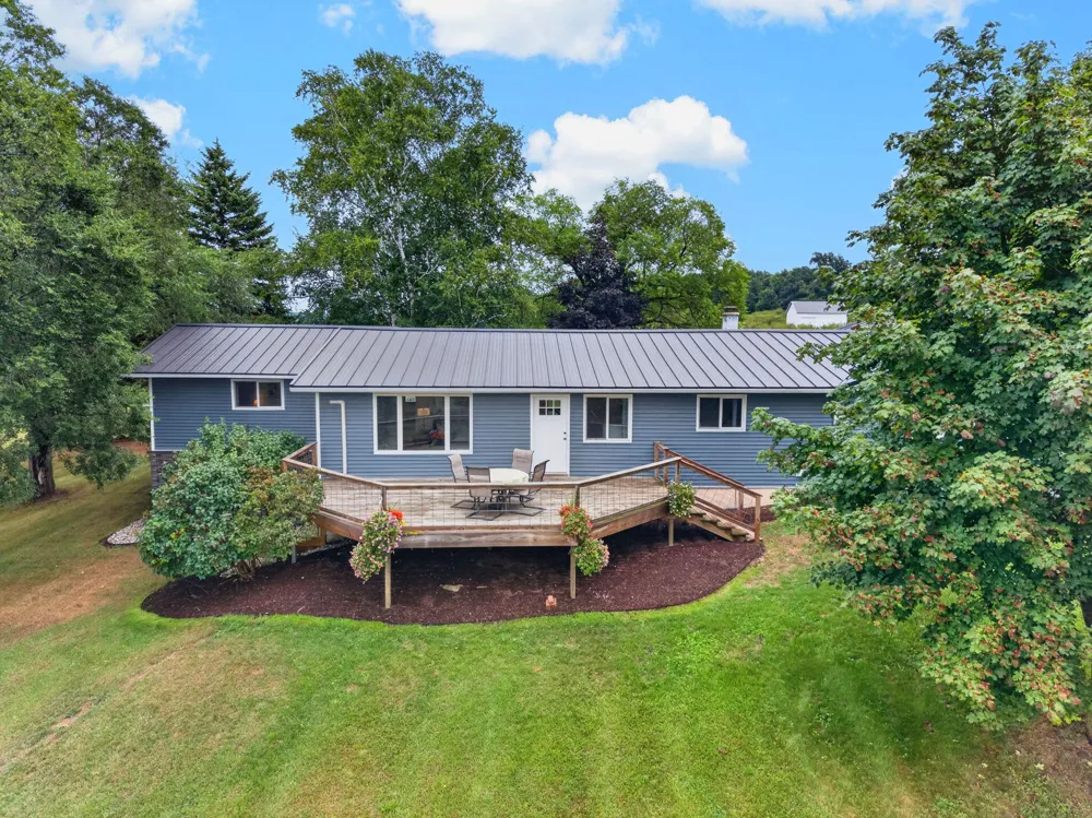 765 S 44th Avenue Shelby, MI 49455