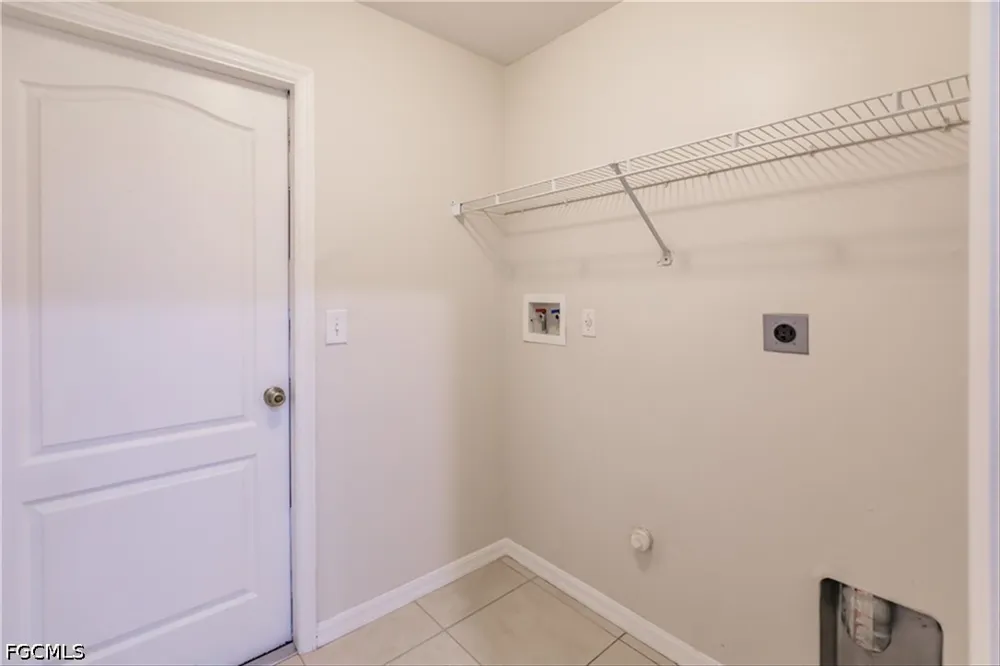NW 12th Lane Cape Coral, FL 33993