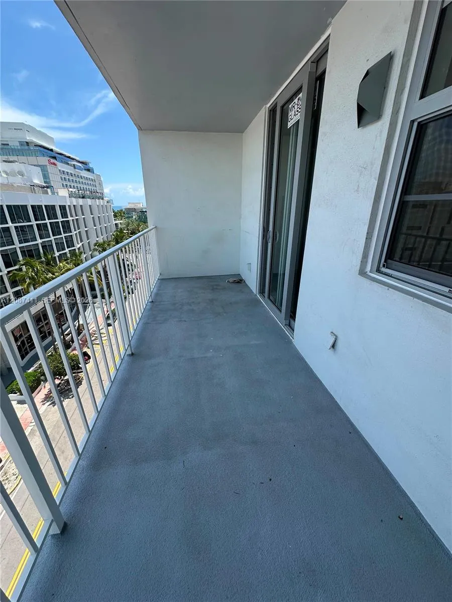 2829 Indian Creek Dr #804 Miami Beach, FL 33140