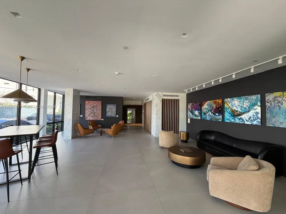 2829 Indian Creek Dr #804 Miami Beach, FL 33140
