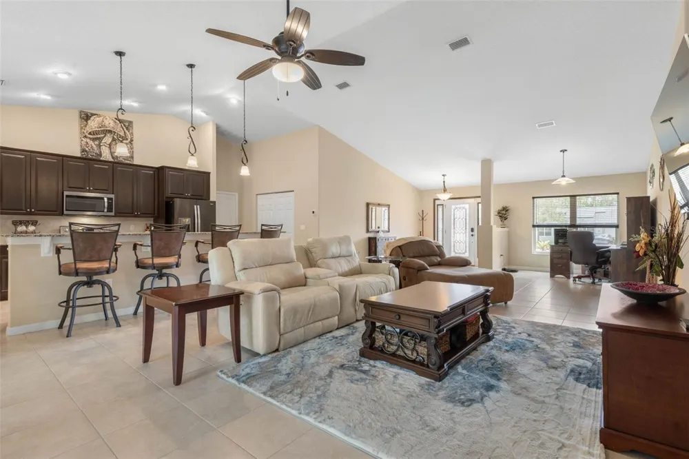 4 EDGE PLACE Palm Coast, FL 32164