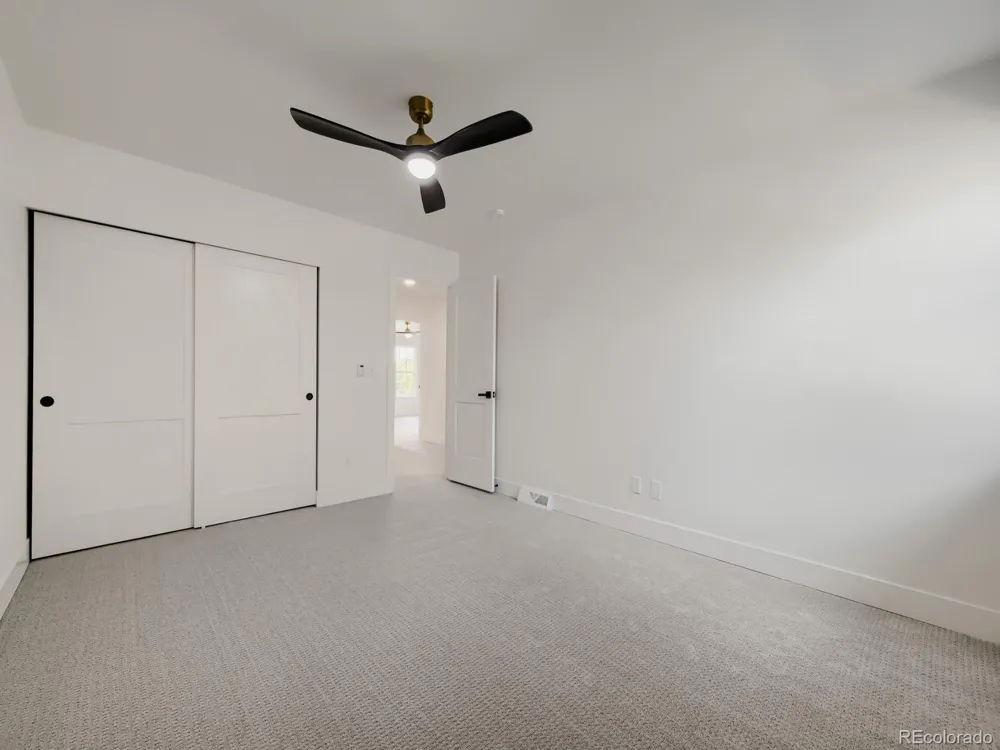 2813 S Xanadu Way Aurora, CO 80014
