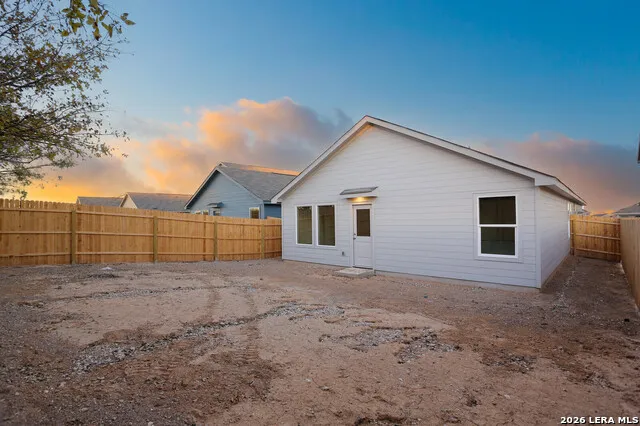 5231 WHIRLING WAY San Antonio, TX 78253