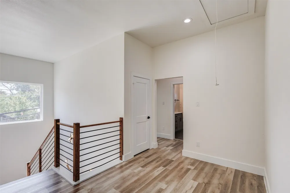 2501 Lenway Street Dallas, TX 75215