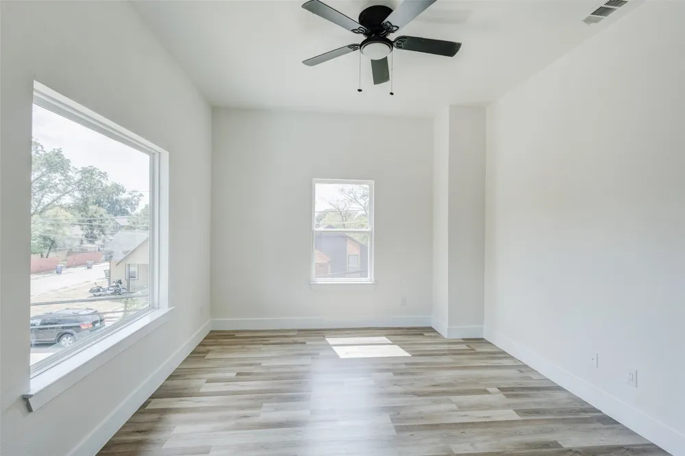 2501 Lenway Street Dallas, TX 75215