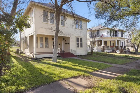 715 Porter Street #4