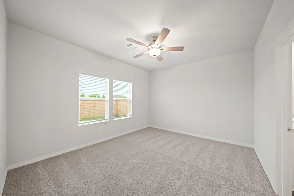 1894 Redwood Lane Dayton, TX 77535
