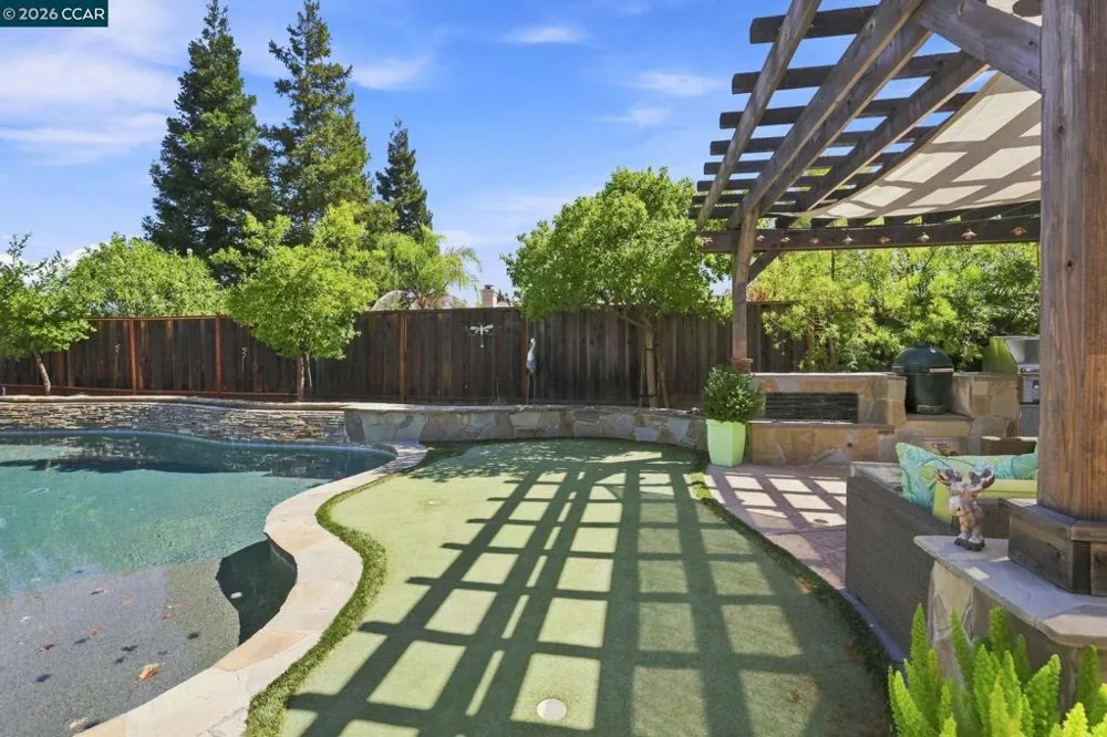 5204 Sturges Ct Antioch, CA 94531