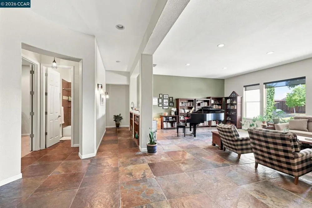 5204 Sturges Ct Antioch, CA 94531