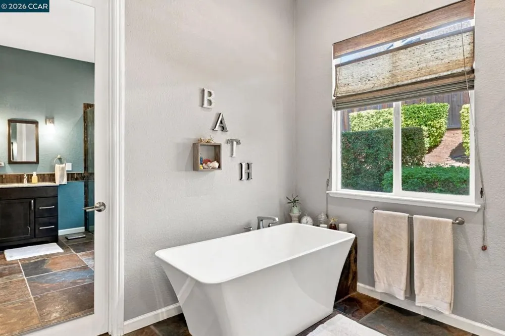 5204 Sturges Ct Antioch, CA 94531