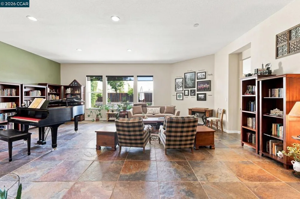 5204 Sturges Ct Antioch, CA 94531