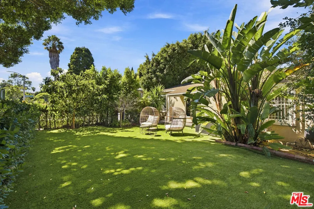 2903 Delaware Avenue Santa Monica, CA 90404