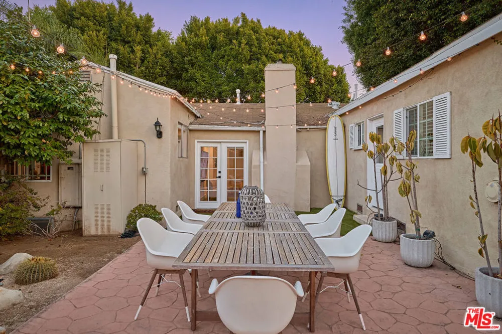 2903 Delaware Avenue Santa Monica, CA 90404
