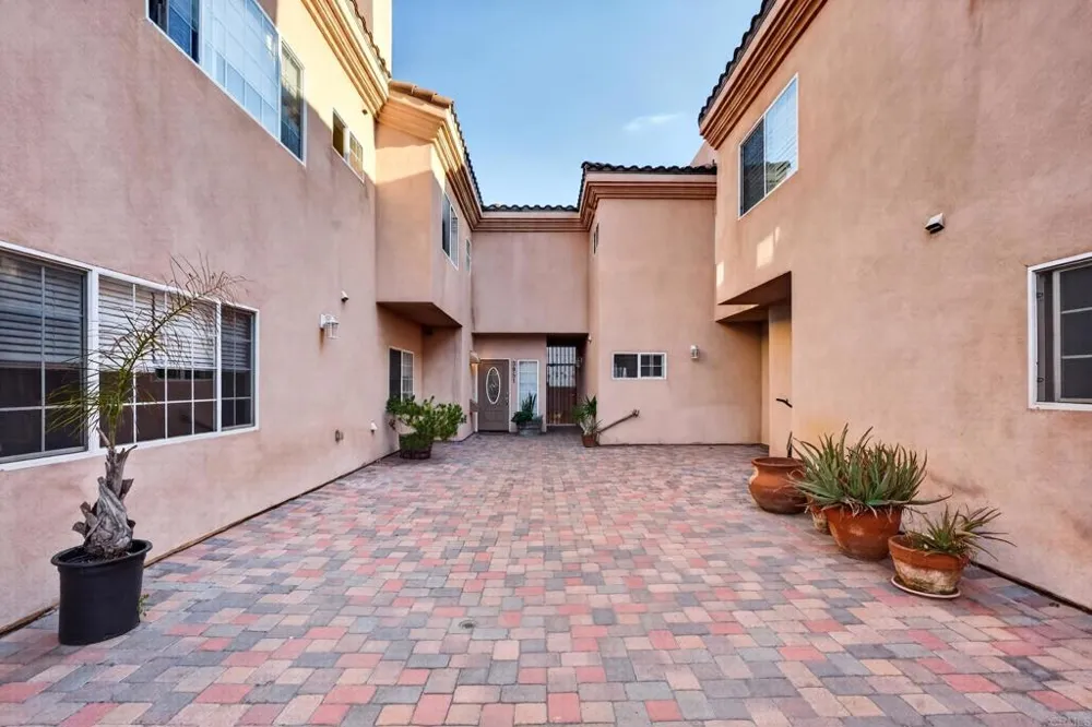 3951 Riviera Drive San Diego, CA 92109